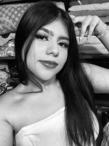 amber_rosse7 Public Pic 2