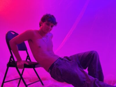 Leo_Savage_ Magnetic Desires Pic 7