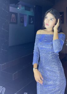 aura_kiss