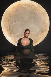 SofiaReyes1 Whispers of the Moon 🌙 صورة واحدة|SofiaReyes1 Whispers of the Moon 🌙 صورتان|SofiaReyes1 Whispers of the Moon 🌙  6 صور|SofiaReyes1 Whispers of the Moon 🌙  6 صورة