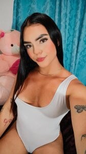 Zdjęcia daphne_rosee Soft girl, hanging out: 