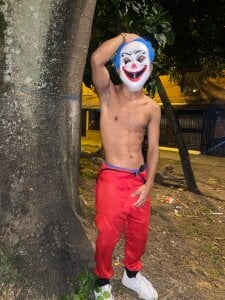 wild_best crazy clown Pic 5