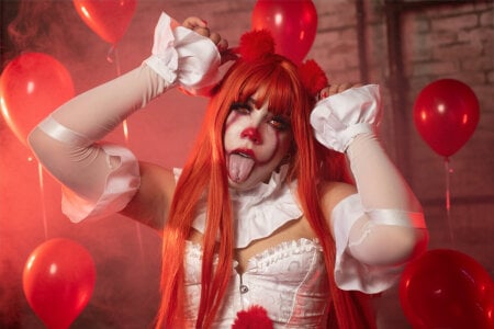 Lizzie-Evans A LITTLE MORE HALLOWEEN 😈 Gambar 2