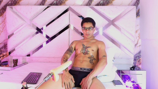 Andrew_Haalls Public Hình 2