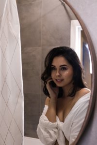 NymphOfLove Love round mirrors Pic 2