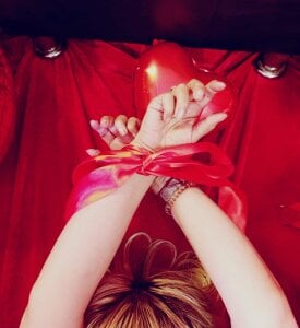 KLOE_PIELL SAN VALENTIN Gambar 2