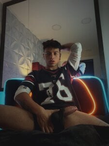 Dominic_Biker__ how hot you make me Kuva 3