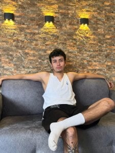 aslanmorris Chill Pic 4