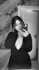 Aiko_mainee Public Pic