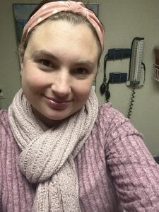 MilfyMrsRobinson Starting trouble at the cancer drs office 😂 slika 7