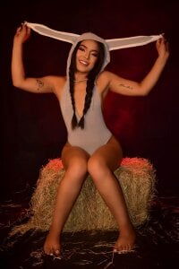 Sofia_Clauss_ Bunny on Halloween! 🔥🐰🎃 Fotka 3