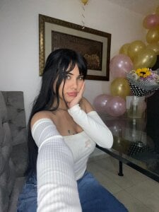 Daniela_Martinez_ Public Pic 2