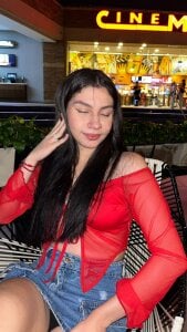 cloee20_ Public Poză