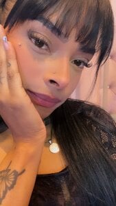 EmmaEbony_ “I Know You’re Watching… I Like It” Hình 3