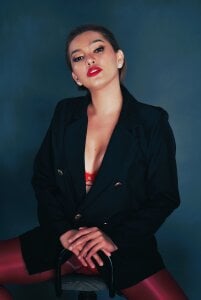 Lala_Kisses Just wondering! how is me? Pic 6