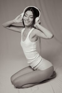 black and white🖤 de Charlote_zc  5 photos