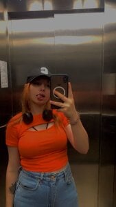 VikiAmour Public Pic