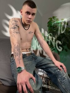 Lucky_Balls Look at me Pic 3