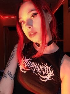 Kim_Forman Public صورة واحدة|Kim_Forman Public صورتان|Kim_Forman Public  صور|Kim_Forman Public  صورة