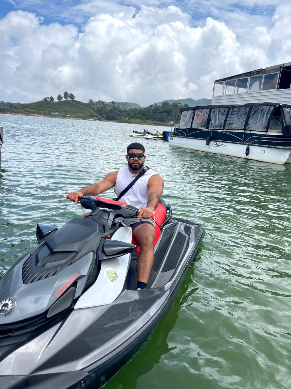 Foto  5562 de noah_crux – em alta