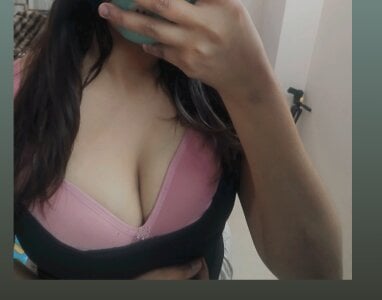 Ruchi_0007 Sexy Pic 4