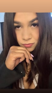 Xochitl_Namuu Hi ❤️🤓 Photo 7