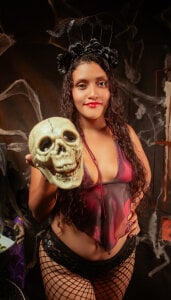 ArielBlossom___ Kneel, Baby Pic 3