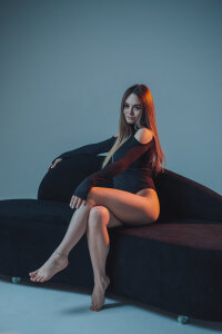 HildaForland Beauty in black body Pic