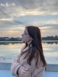 DieraFarran Public Pic 2