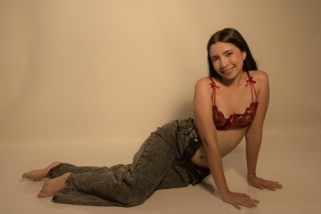 take a look at my curves de cataleya_castle Foto 2