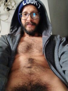 hairyserious Public Pic 5