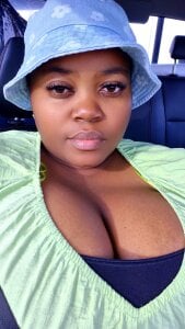 BoobyTee Tee صورة واحدة|BoobyTee Tee صورتان|BoobyTee Tee  5 صور|BoobyTee Tee  5 صورة