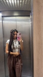 ✨😎 APT 🤩✨ de Emily_brown04  3 Imagens