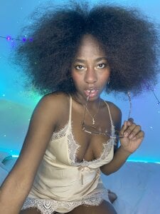 milarain Mila ✨✨ Gambar 3