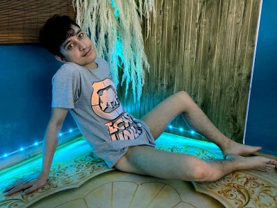 Amun_obsidian 🍭 Just a Tease Pic 2