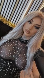 Soft look. Strong presence. de AlenaRios  6 Imagens