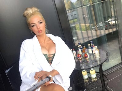 Tremendous_blondie's 💙I am your reality!💙 Sex Photo 8