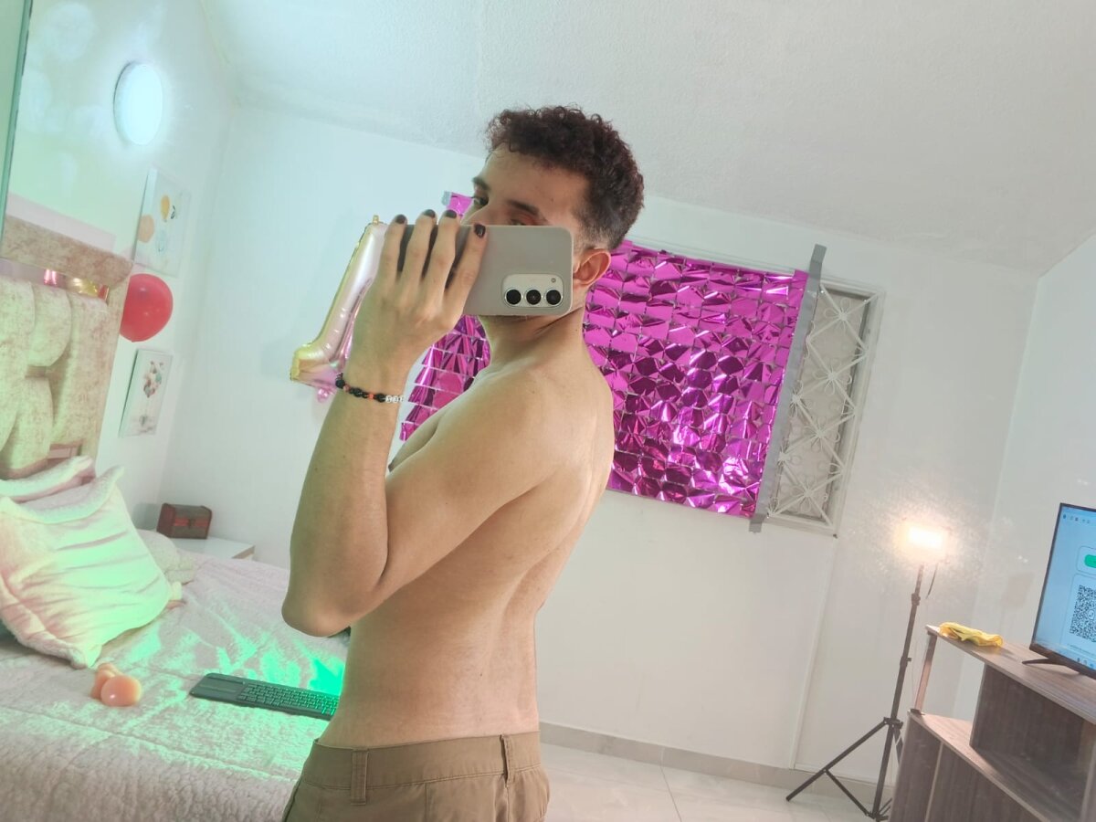 Curlystartt adlı kullanıcının viral fotoğrafları:  7758