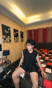 CrimsonCandleBlow Public . fénykép