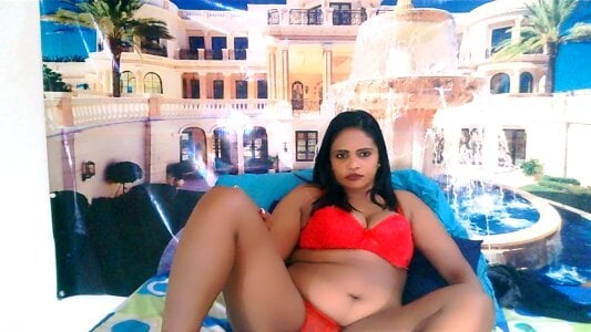 Luciousindian69 Public Pic 2