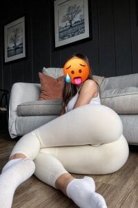 Velvet-MARIYA Public Pic 2