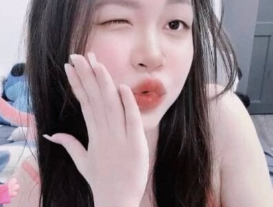 MinhHa-18 Public Pic 5