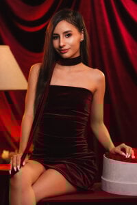 Sarah-GraceのValentine’s Day feels better with you.💖の 2枚の写真