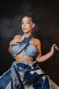 RoseFerrera Shredded Chic 💙 Pic 3