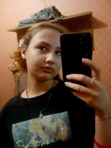 BloodyLisss Public Pic 2