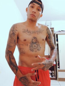 Carlosklr7 Public Pic 2