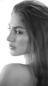 BellaBenedetti Gray and red horny Pic 7