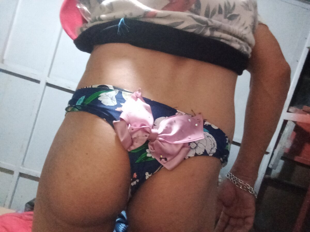 GIOLOKOARRE Trending Pic 6347