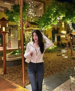 Helen_kelly Public Pic 5