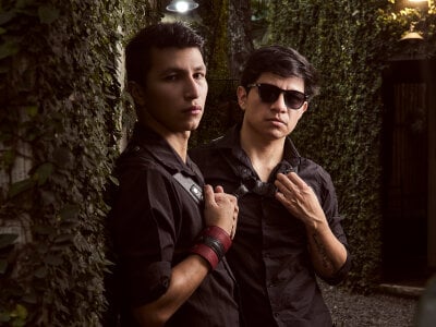 Felix_Mateo we would love a threesome... Pic 4